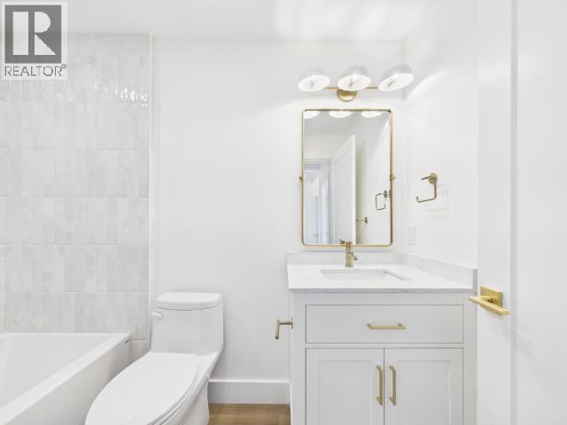 4835 Lesley Cres, Powell River, BC - Indoor Photo Showing Bathroom