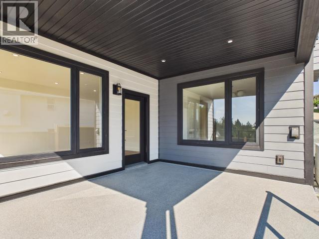 4835 Lesley Cres, Powell River, BC - Outdoor With Deck Patio Veranda With Exterior