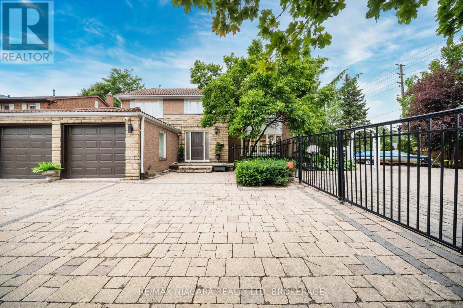 2 Aitken Circle, Markham (Unionville), ON - Outdoor