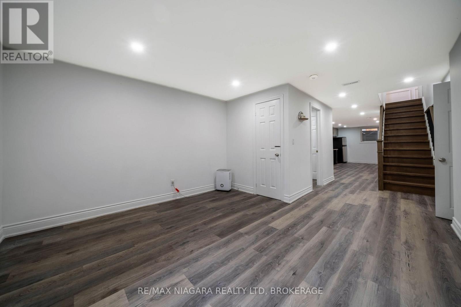 2 Aitken Circle, Markham (Unionville), ON - Indoor Photo Showing Other Room