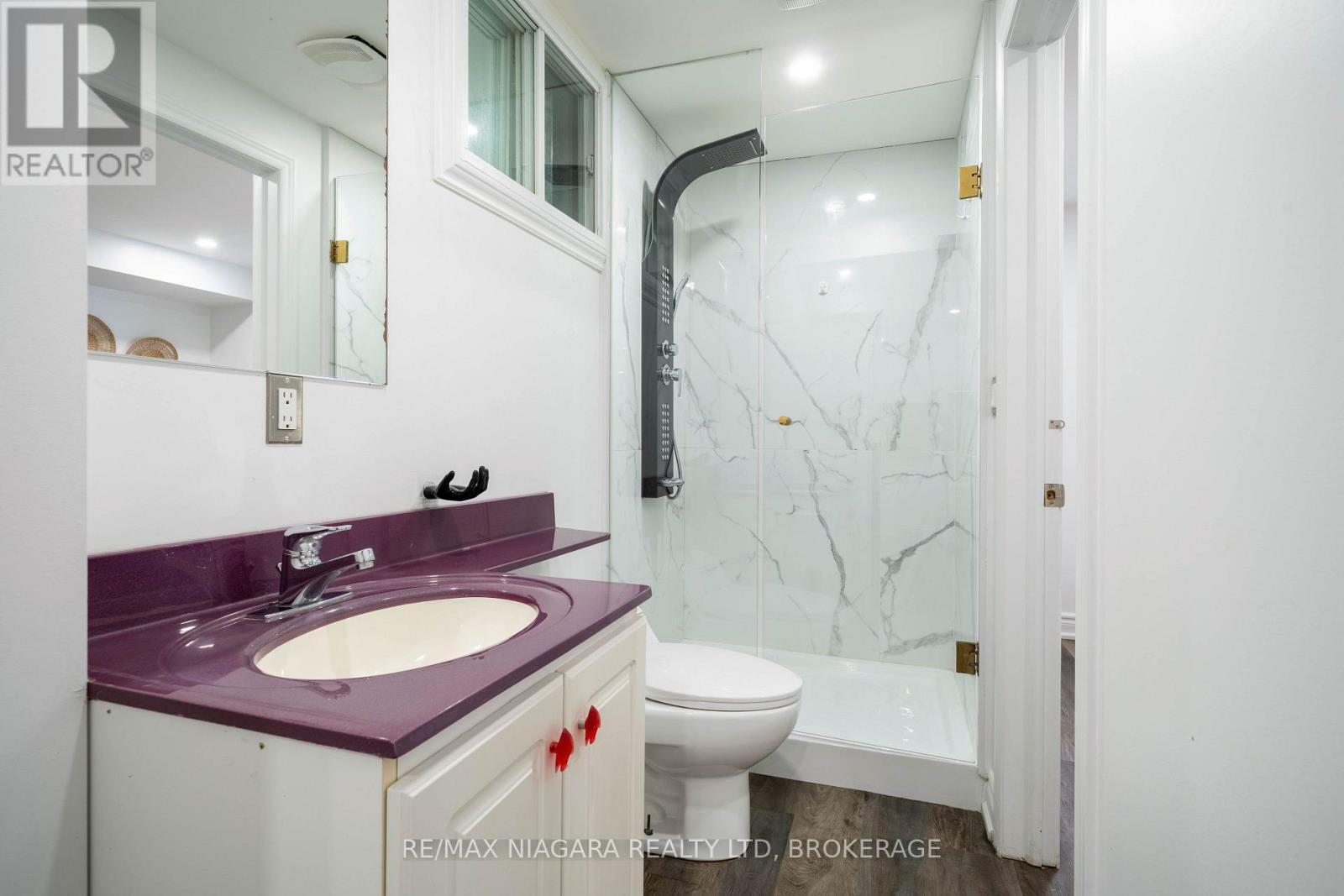 2 Aitken Circle, Markham (Unionville), ON - Indoor Photo Showing Bathroom