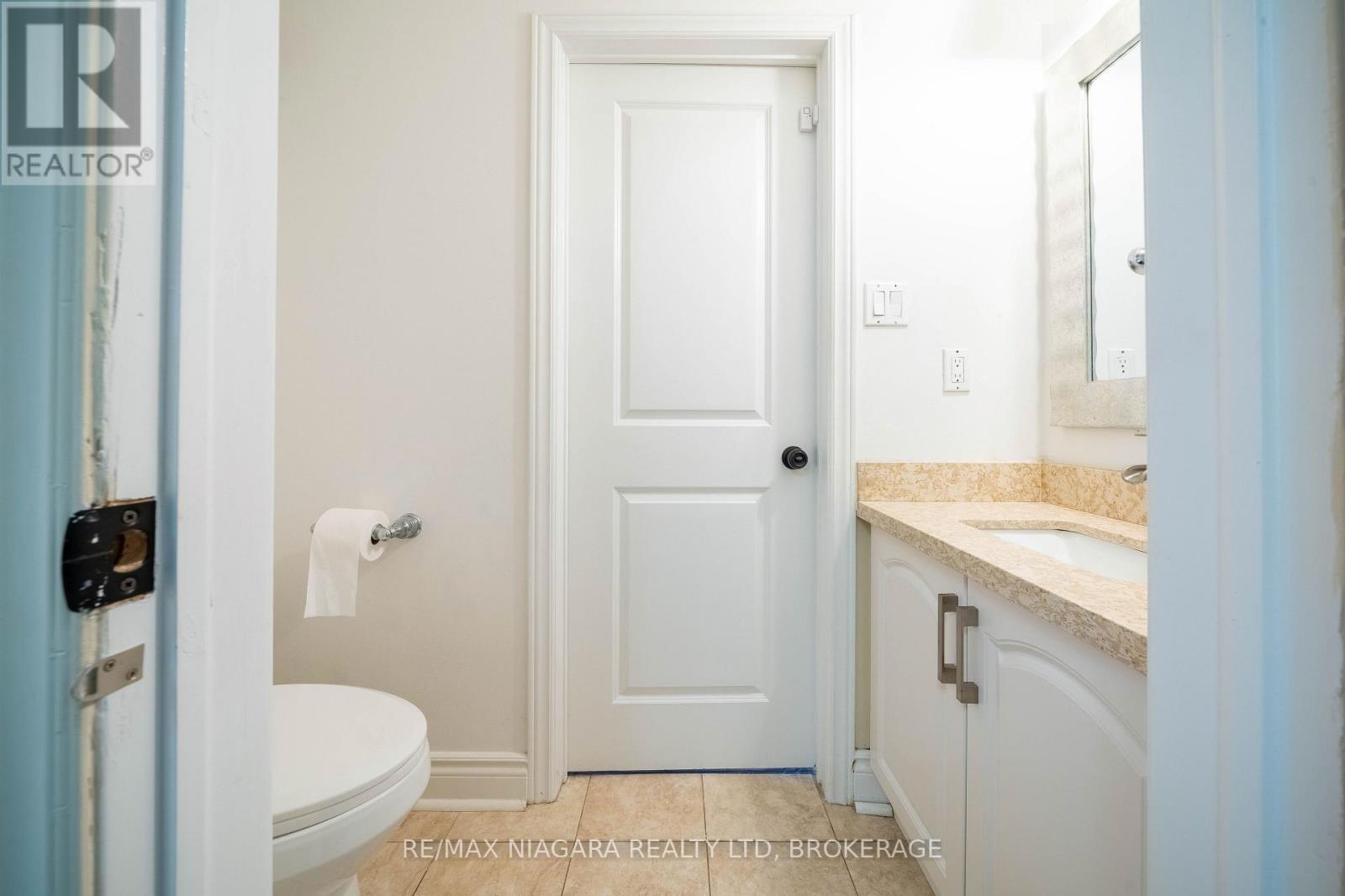 2 Aitken Circle, Markham (Unionville), ON - Indoor Photo Showing Bathroom