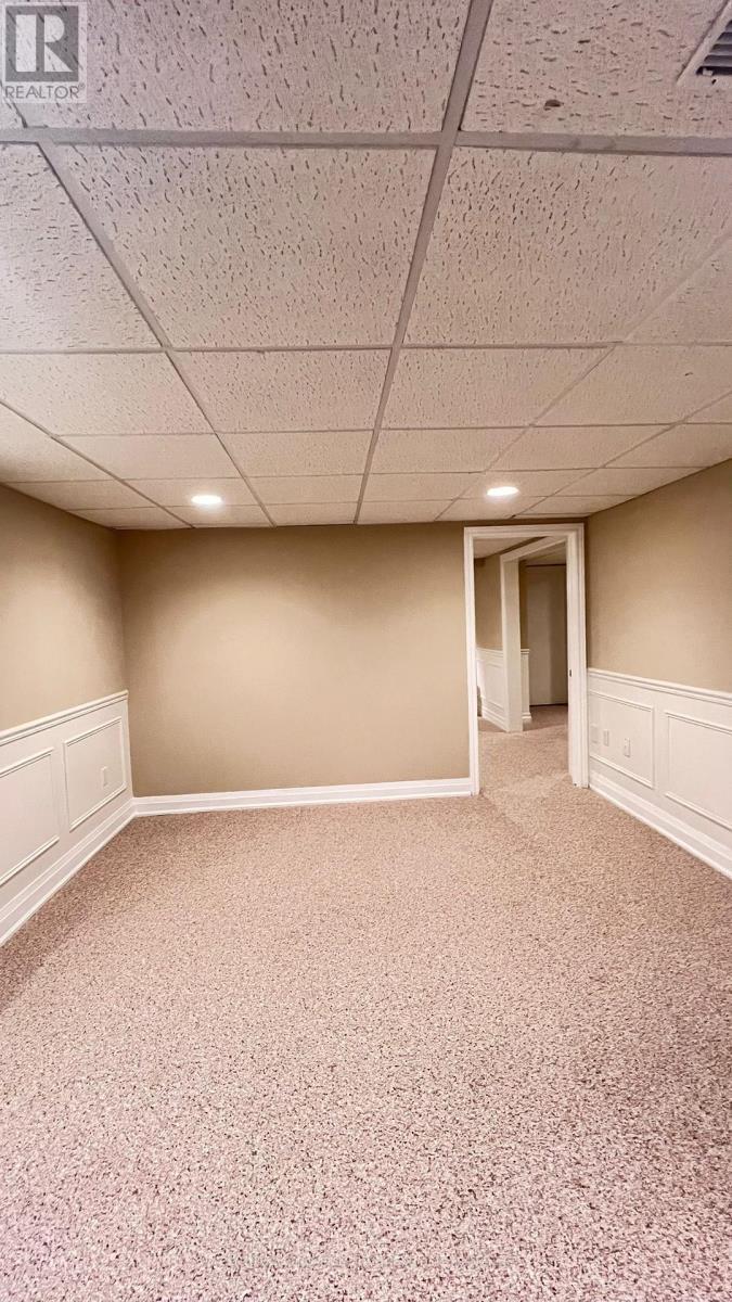 1534 Hollywell Avenue, Mississauga, ON - Indoor Photo Showing Other Room