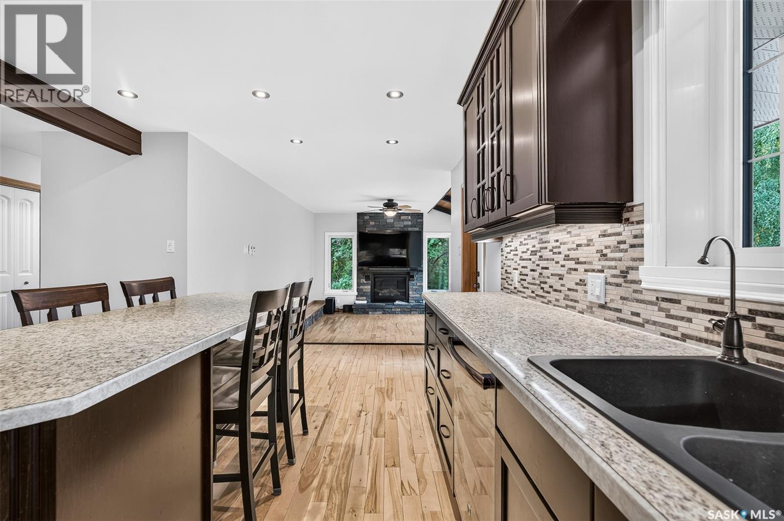 Campbell Acreage, Caron Rm No. 162, SK - Indoor Photo Showing Kitchen With Upgraded Kitchen