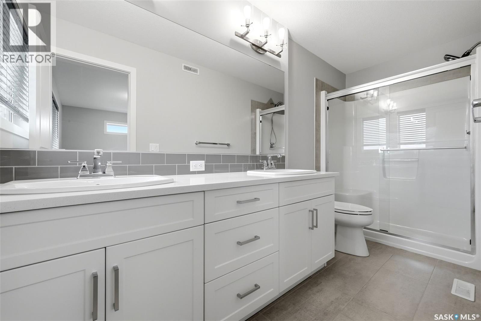 3886 Gee Crescent, Regina, SK - Indoor Photo Showing Bathroom