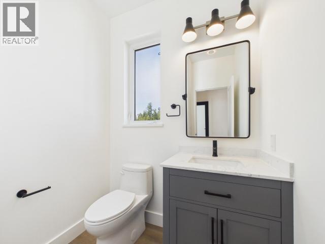4839 Lesley Cres, Powell River, BC - Indoor Photo Showing Bathroom