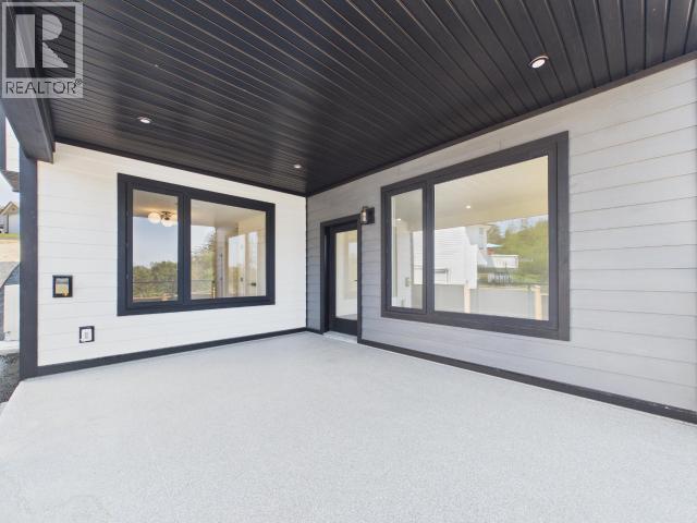 4839 Lesley Cres, Powell River, BC - Outdoor With Deck Patio Veranda With Exterior