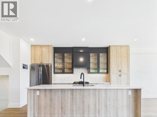 4839 Lesley Cres, Powell River, BC - Indoor Photo Showing Kitchen