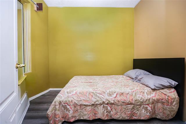 895 Alfred Ave, Winnipeg, MB - Indoor Photo Showing Bedroom