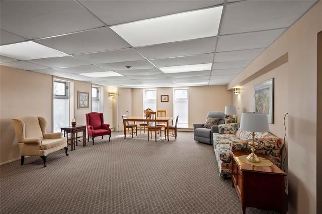 308-70 Dunkirk Dr, Winnipeg, MB - Indoor