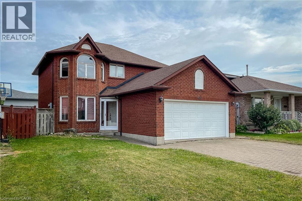 126 Fairington Crescent, Hamilton, ON - Outdoor