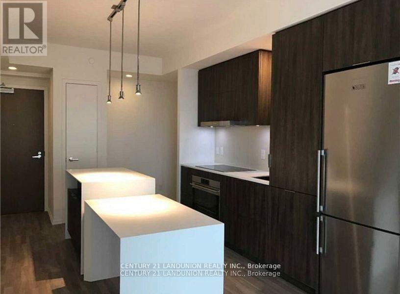 2612 - 1 Bloor Street E, Toronto, ON - Indoor Photo Showing Kitchen