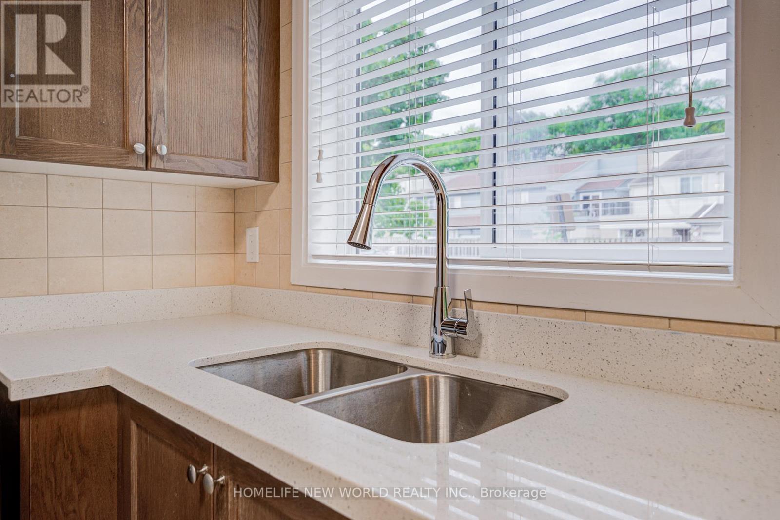 29 New Havens Way, Markham, ON