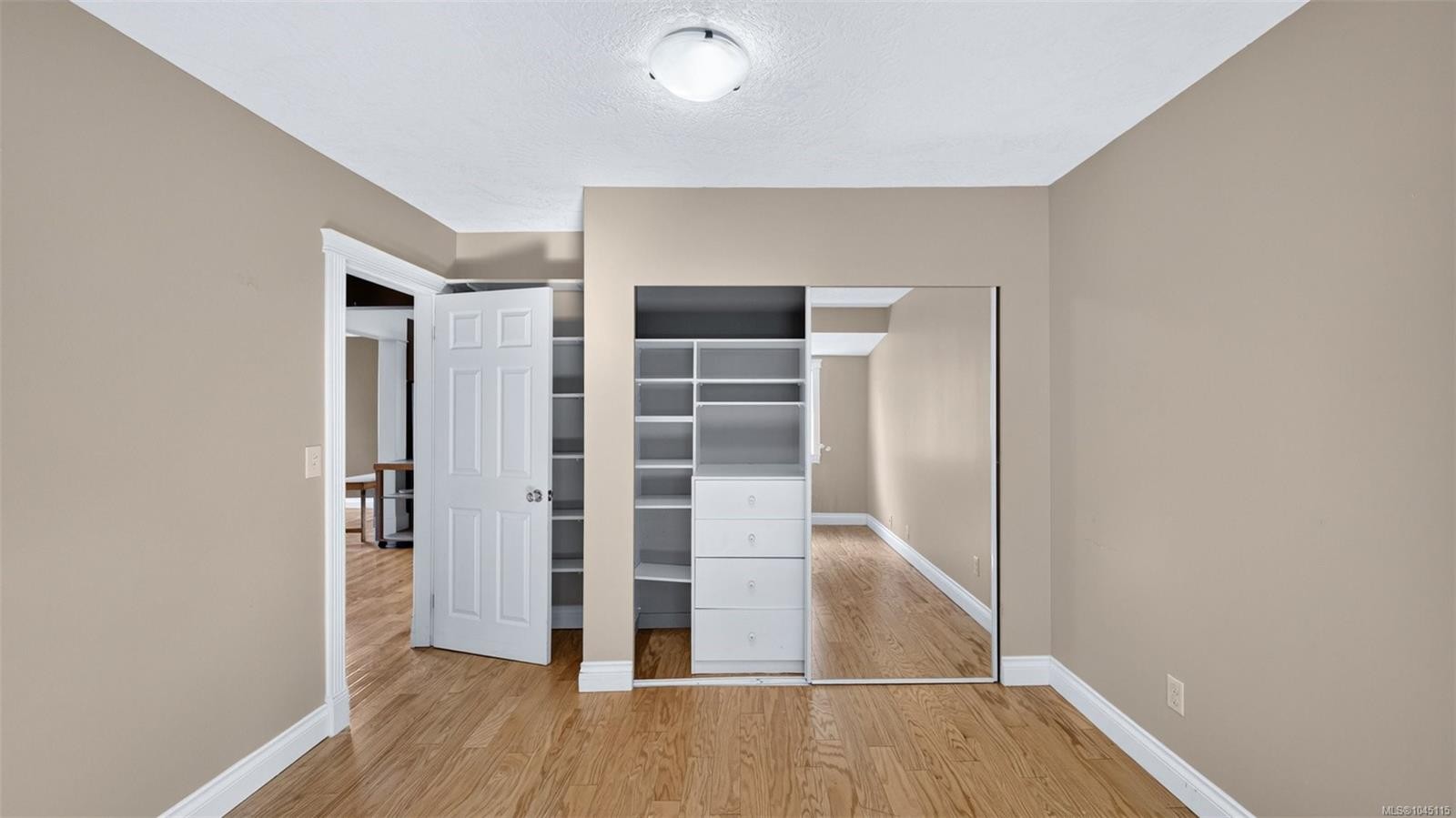 9 Camden Ave, View Royal, BC