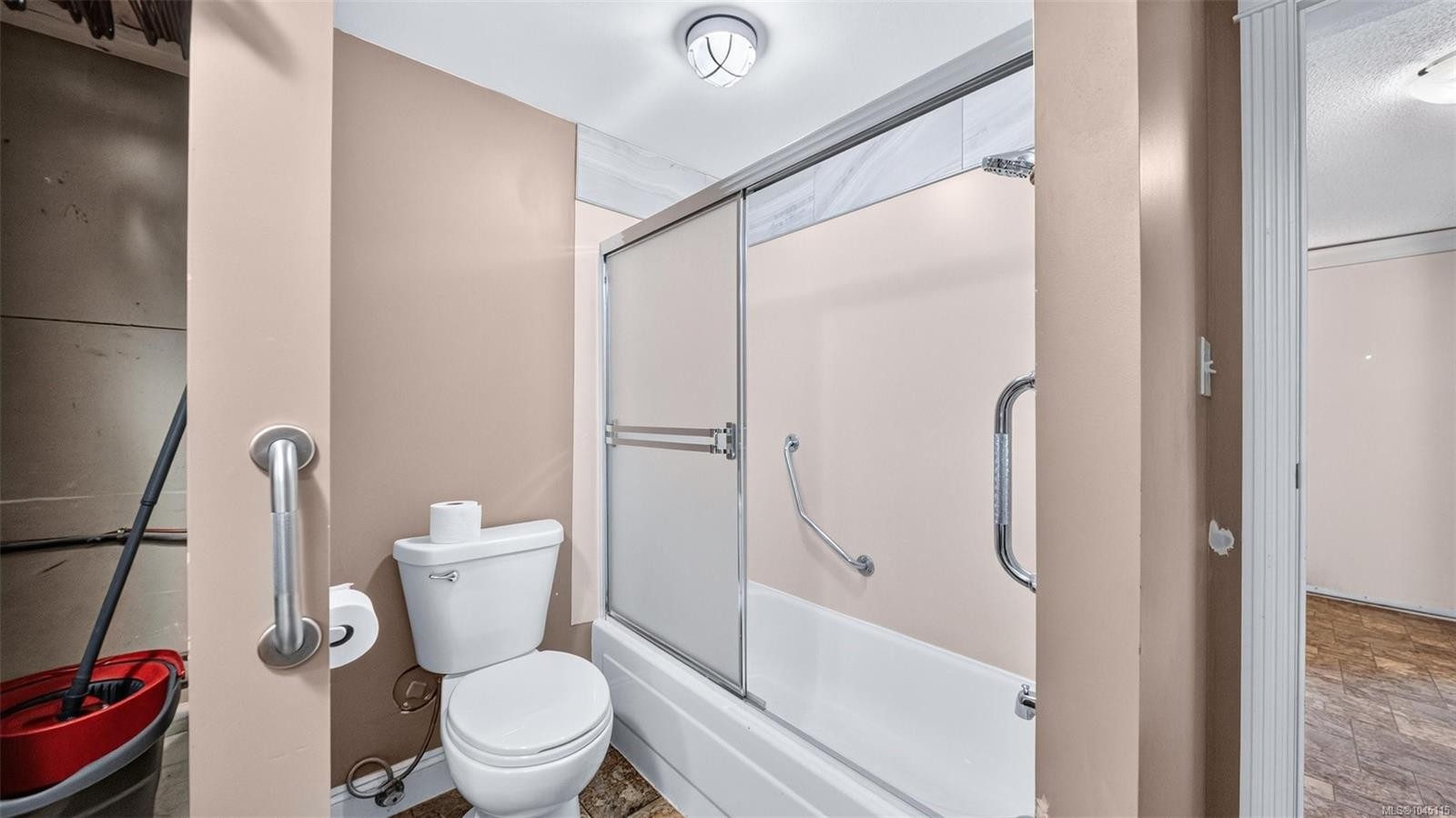 9 Camden Ave, View Royal, BC
