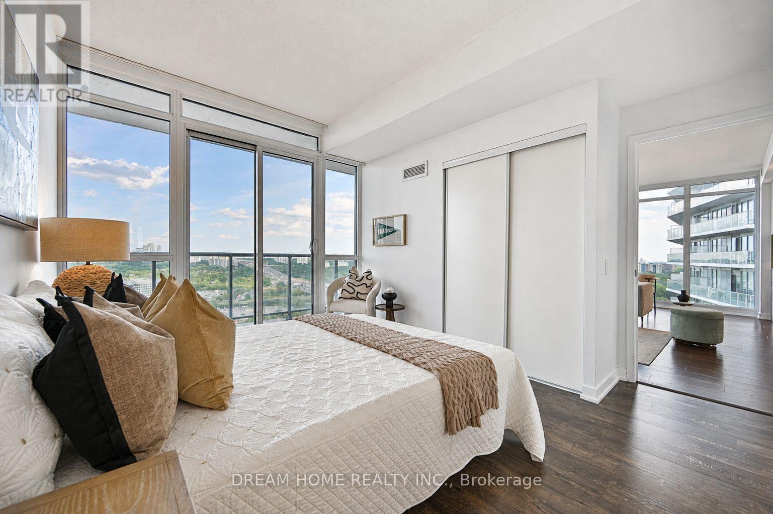 2608 - 121 Mcmahon Drive, Toronto, ON - Indoor Photo Showing Bedroom