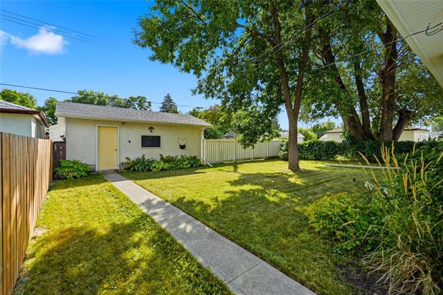 424 Dunrobin Ave, Winnipeg, MB - Outdoor