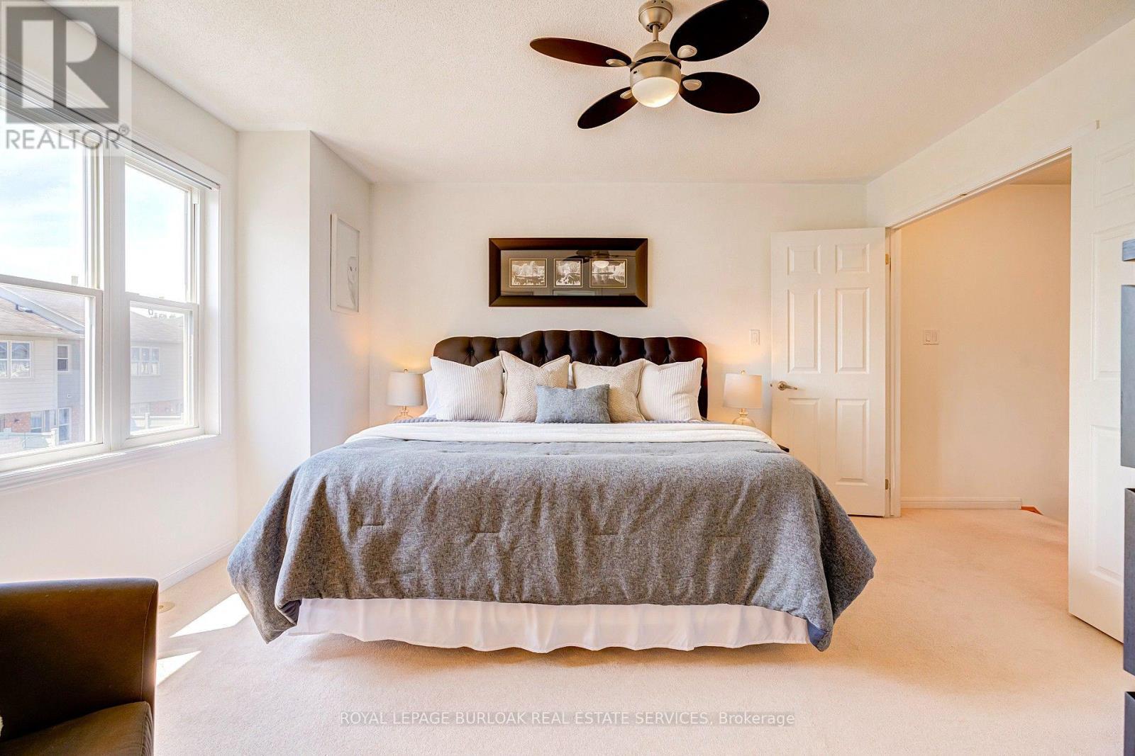 672 Mceastern Path, Milton, ON - Indoor Photo Showing Bedroom
