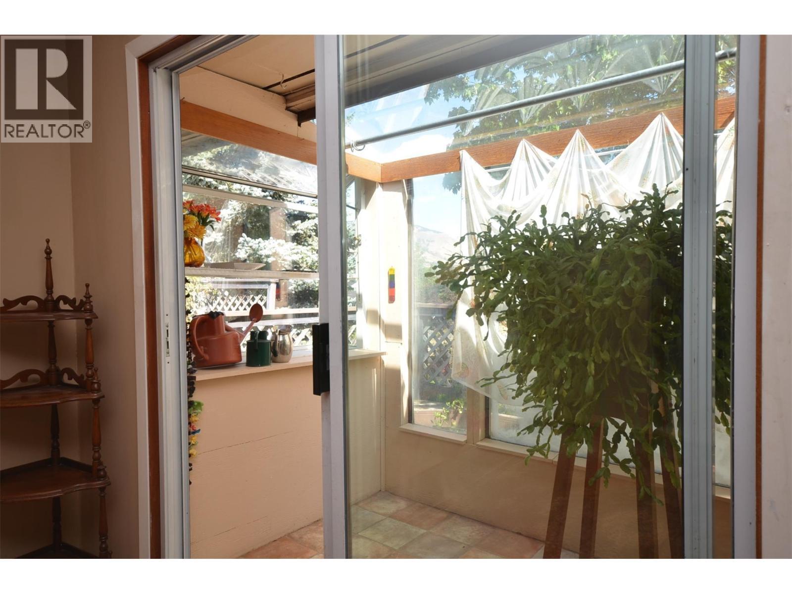 7609 Cunliffe Road, Coldstream, BC - Indoor Photo Showing Other Room