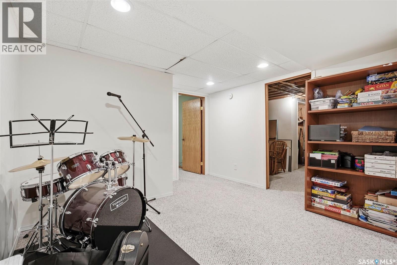 306 Whitewood Road, Saskatoon, SK - Indoor