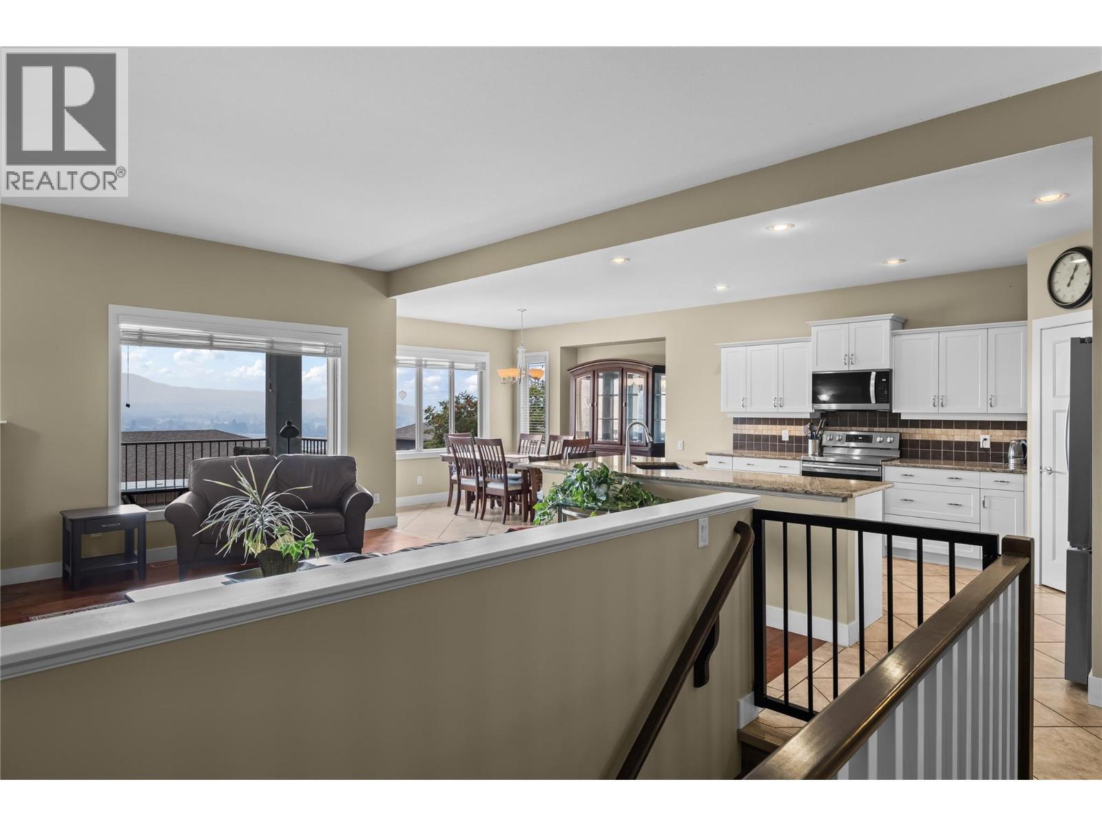2421 Glacier Court Unit# 2, Kelowna, BC - Indoor