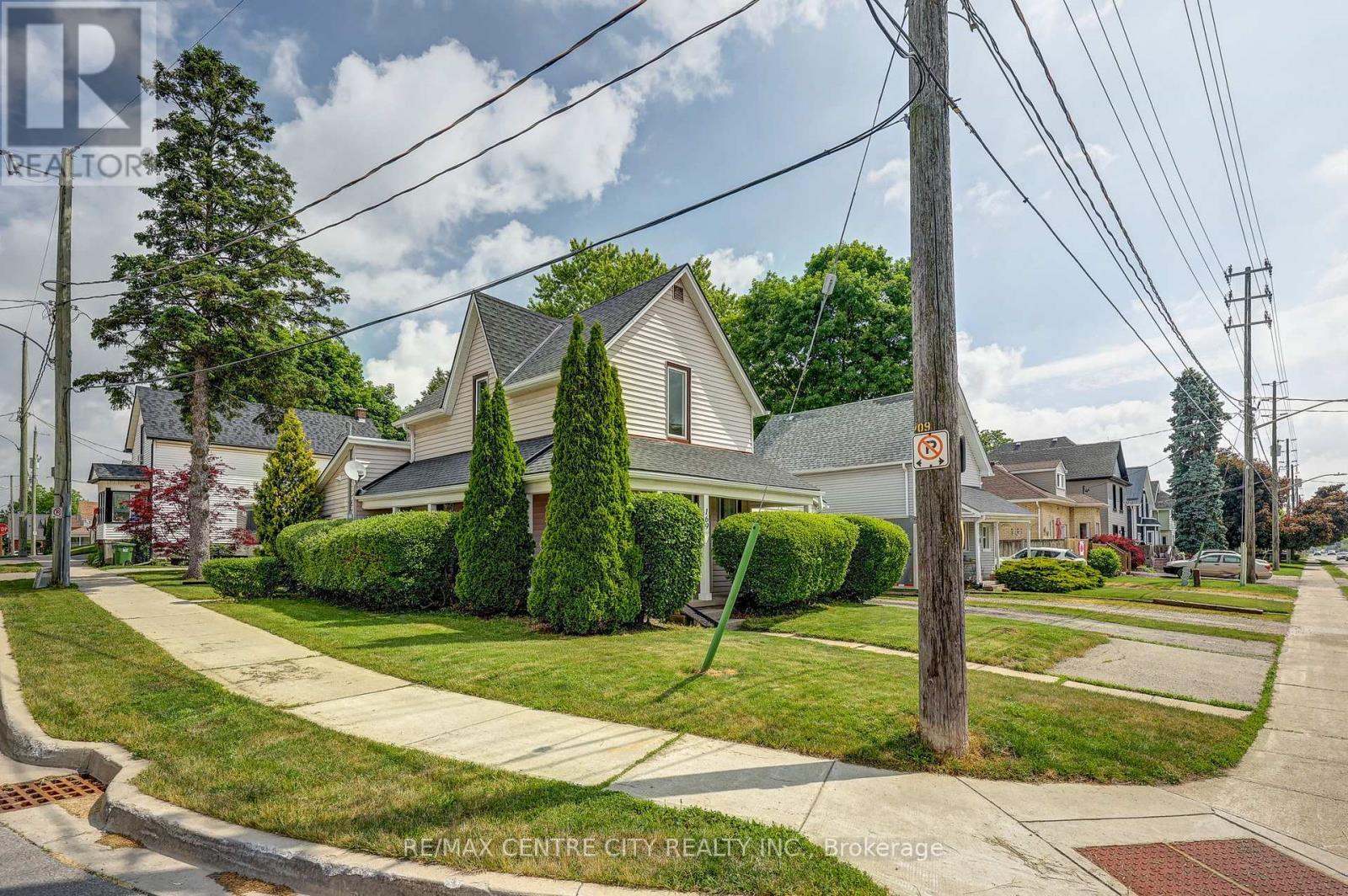 169 Wellington Street, St. Thomas, ON - Outdoor