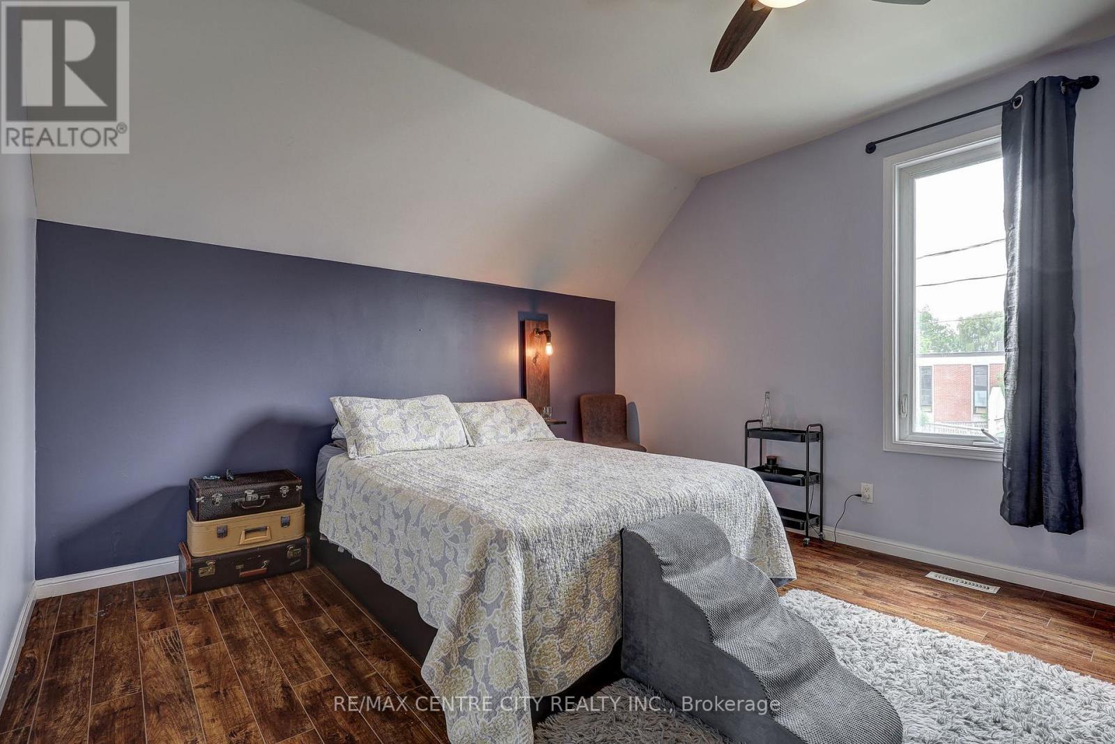 169 Wellington Street, St. Thomas, ON - Indoor Photo Showing Bedroom