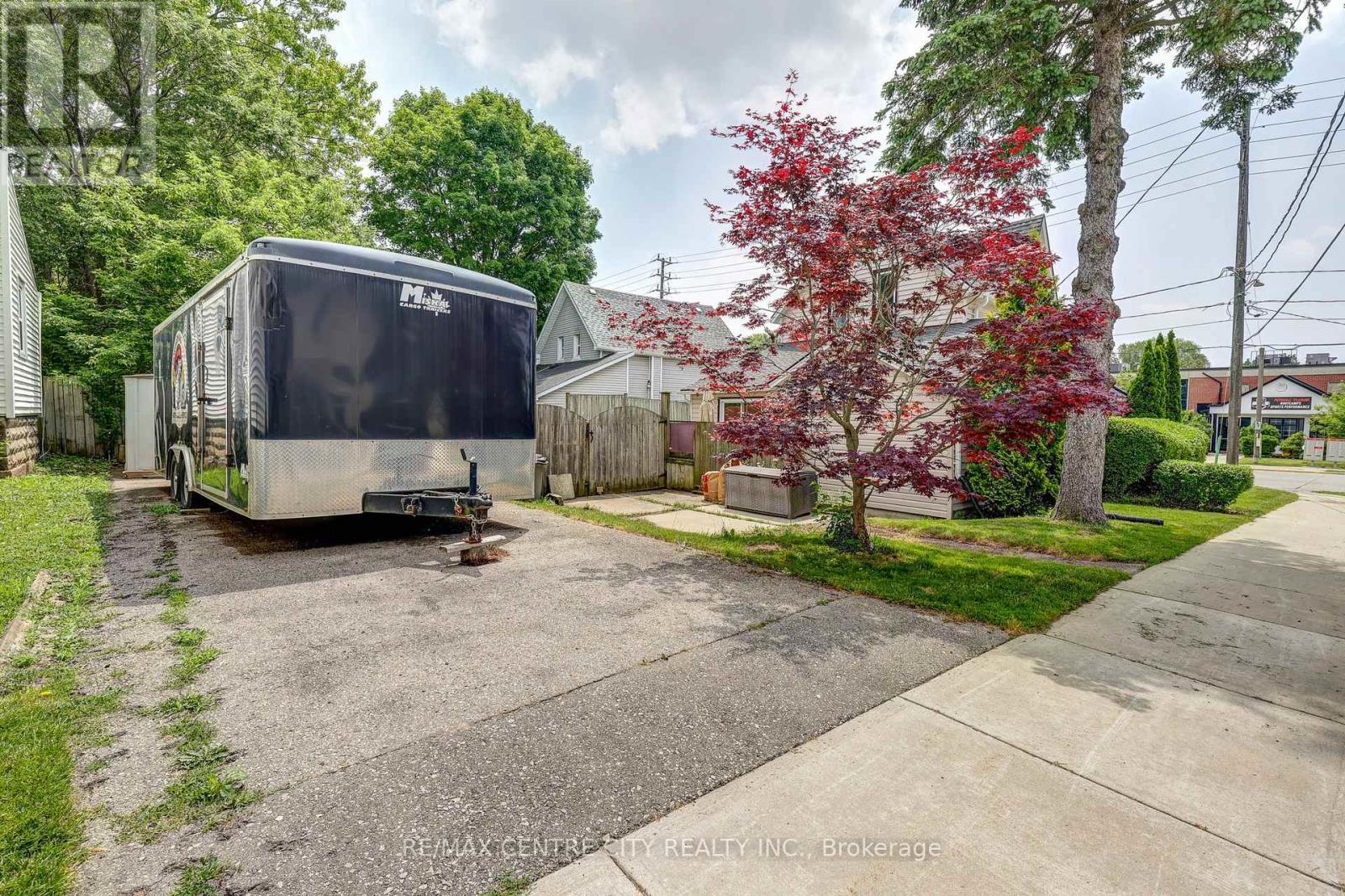 169 Wellington Street, St. Thomas, ON - Outdoor