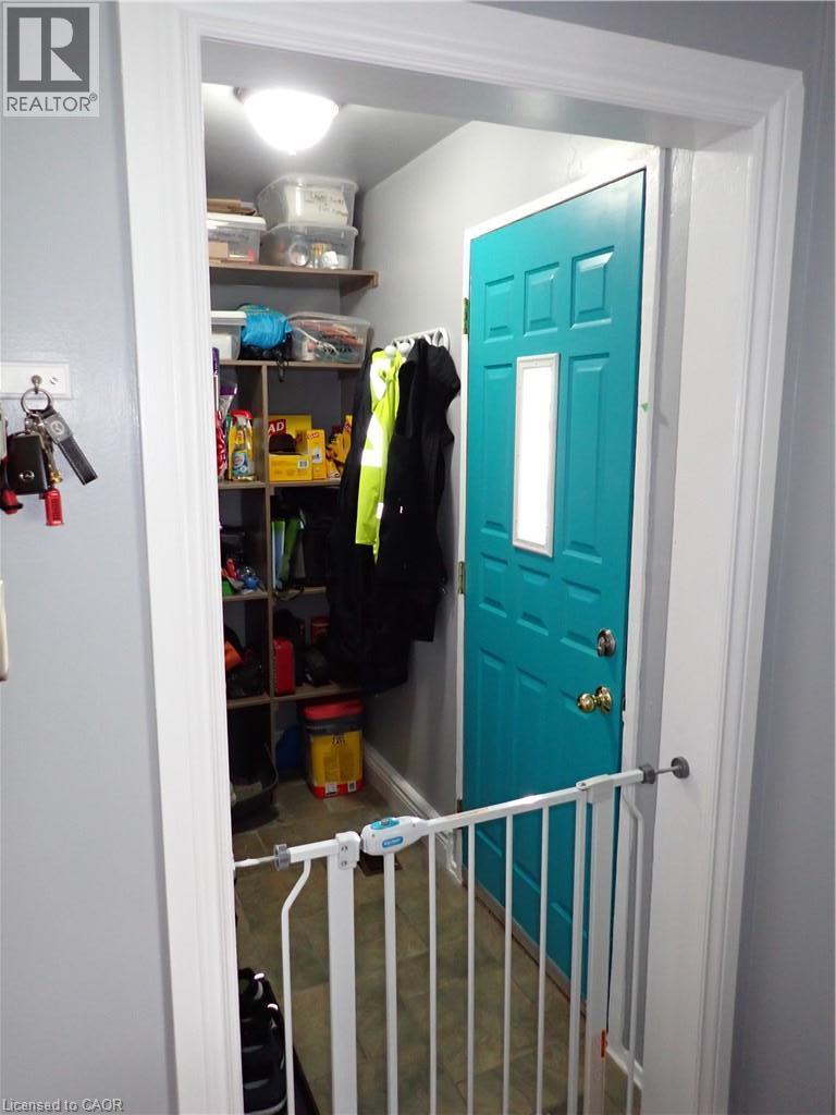 15 Blair Avenue, Hamilton, ON - Indoor Photo Showing Other Room