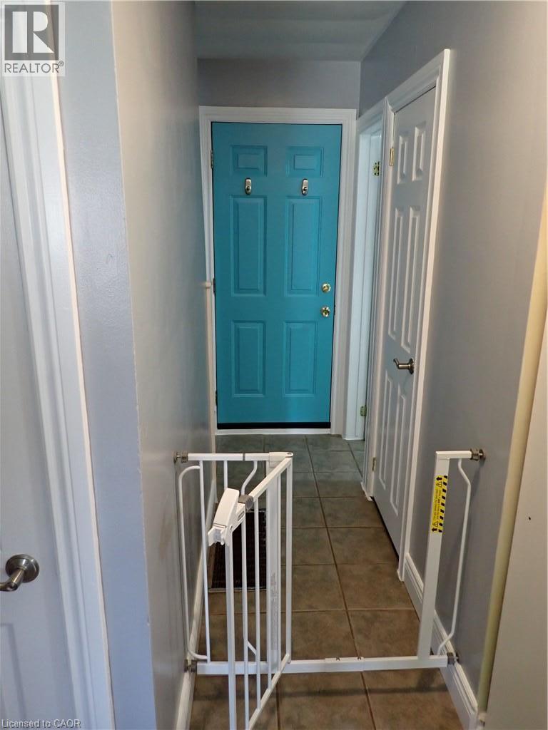 15 Blair Avenue, Hamilton, ON - Indoor Photo Showing Other Room