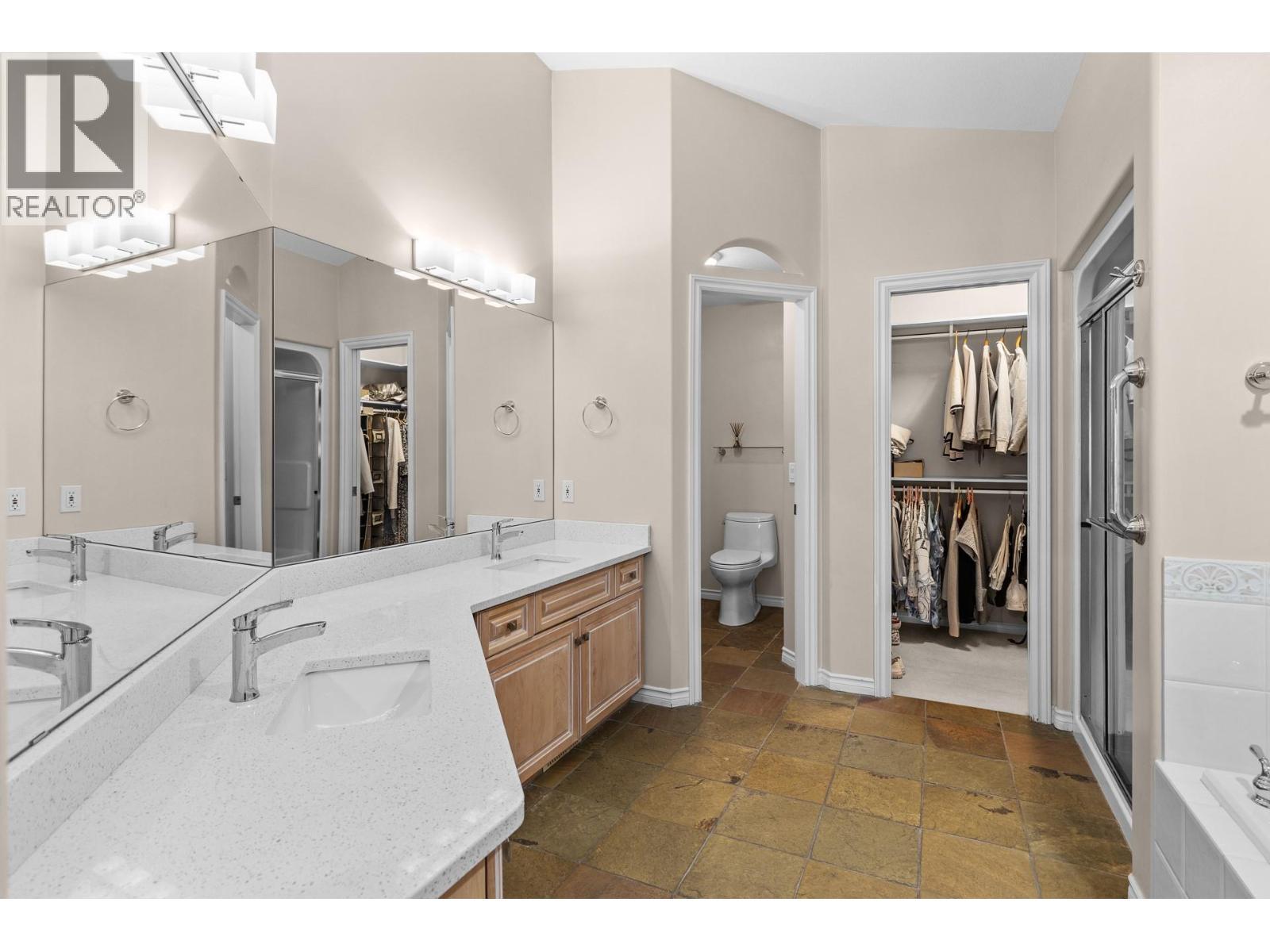 Double vanity ensuite. - 4400 Gallaghers Drive E Unit# 2, Kelowna, BC - Indoor Photo Showing Bathroom