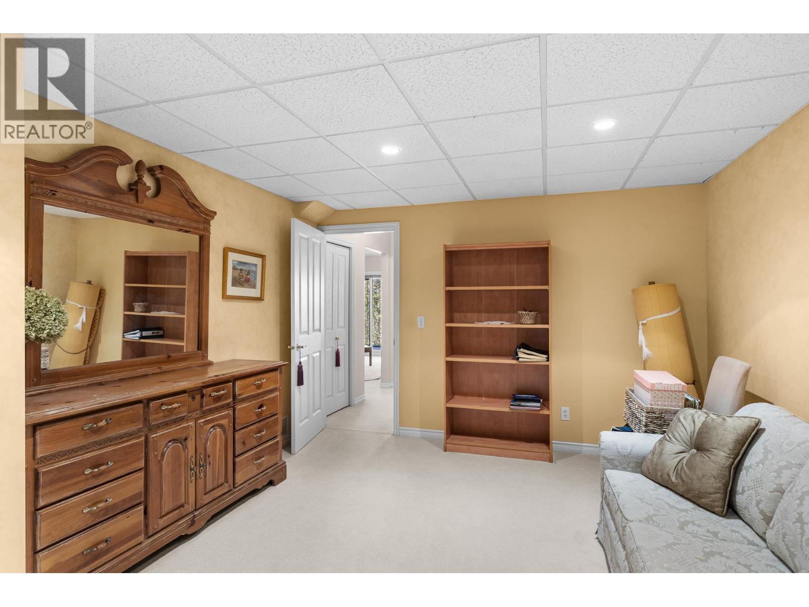 4400 Gallaghers Drive E Unit# 2, Kelowna, BC - Indoor