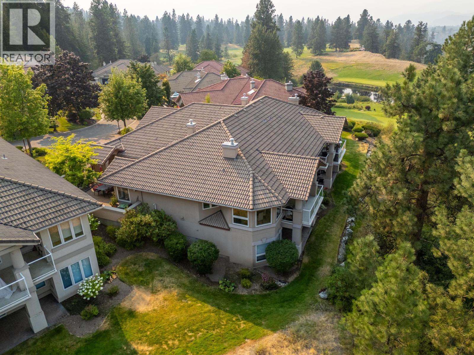 4400 Gallaghers Drive E Unit# 2, Kelowna, BC - Outdoor
