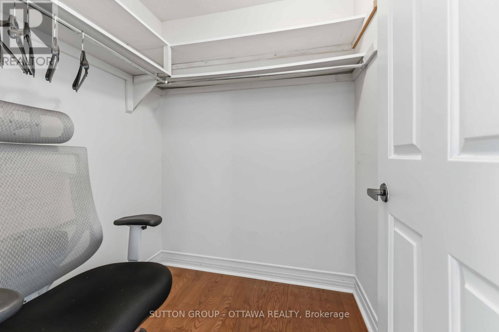 16 Crimson Gate, Ottawa, ON - Indoor With Storage