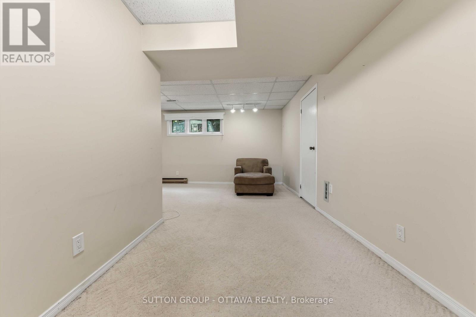 16 Crimson Gate, Ottawa, ON - Indoor