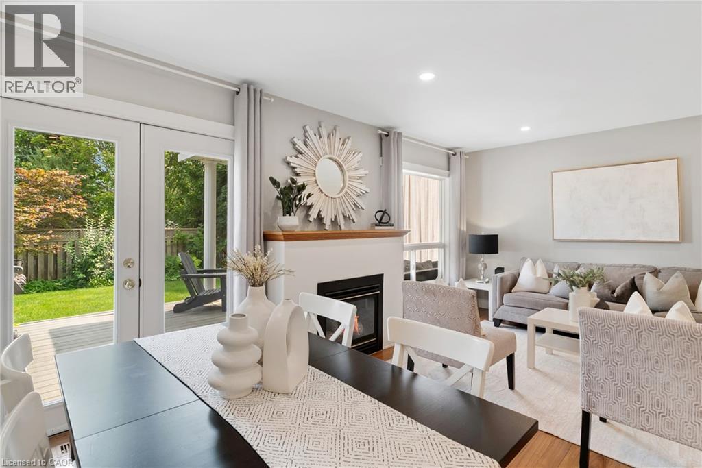 711 Angler Way, Waterloo, ON - Indoor Photo Showing Living Room With Fireplace