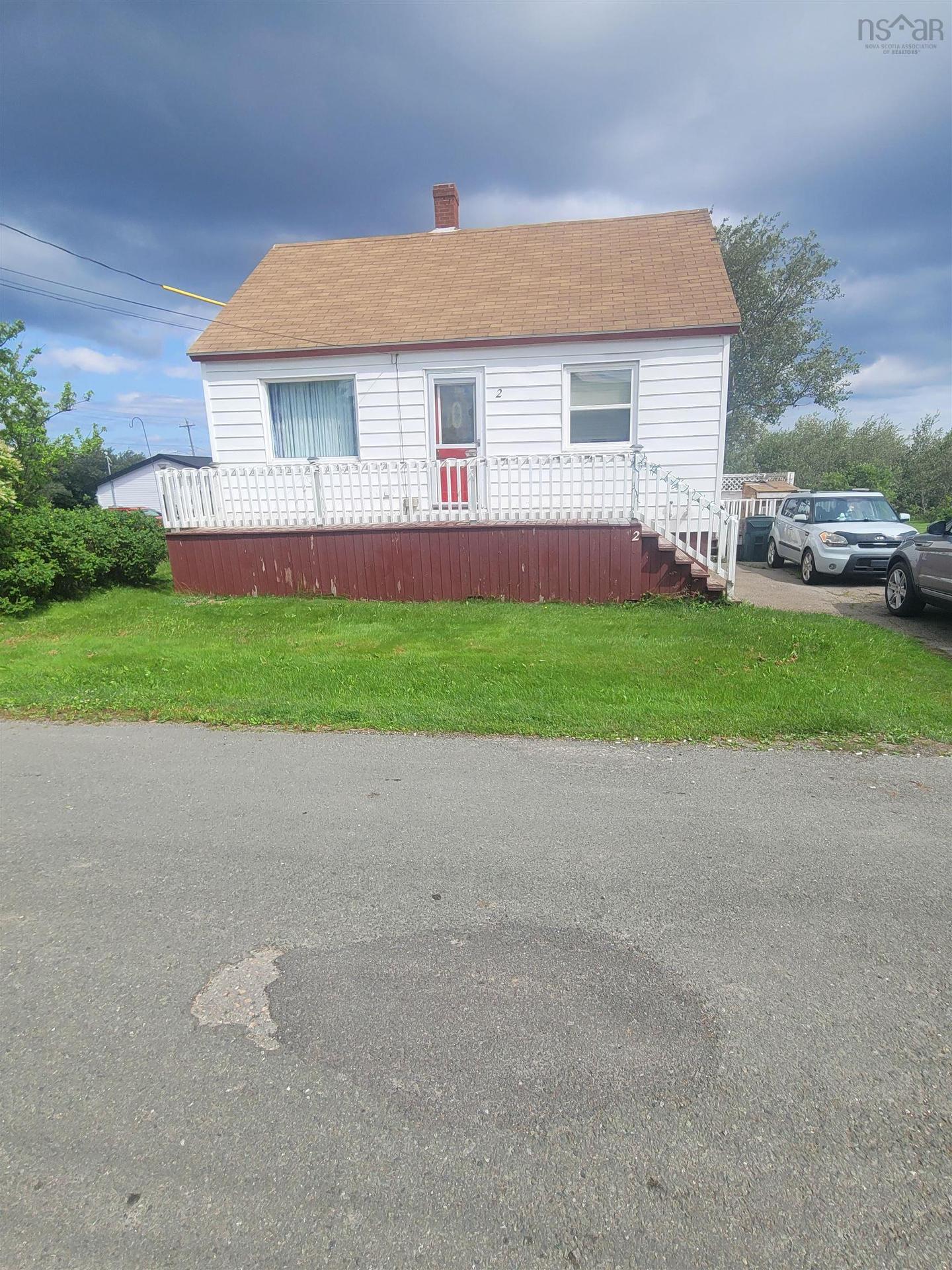 2 Davis Street, Glace Bay, NS