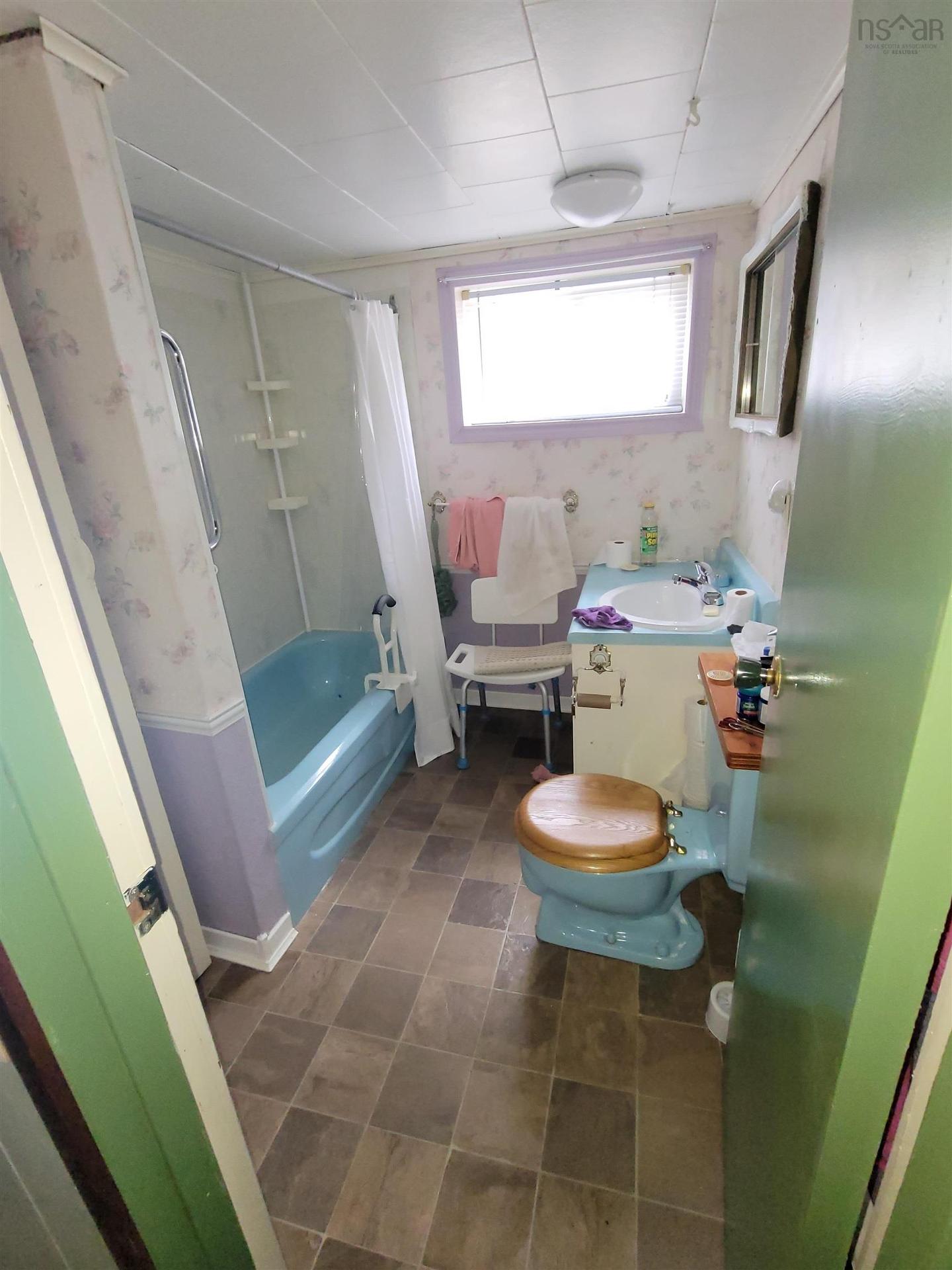 2 Davis Street, Glace Bay, NS