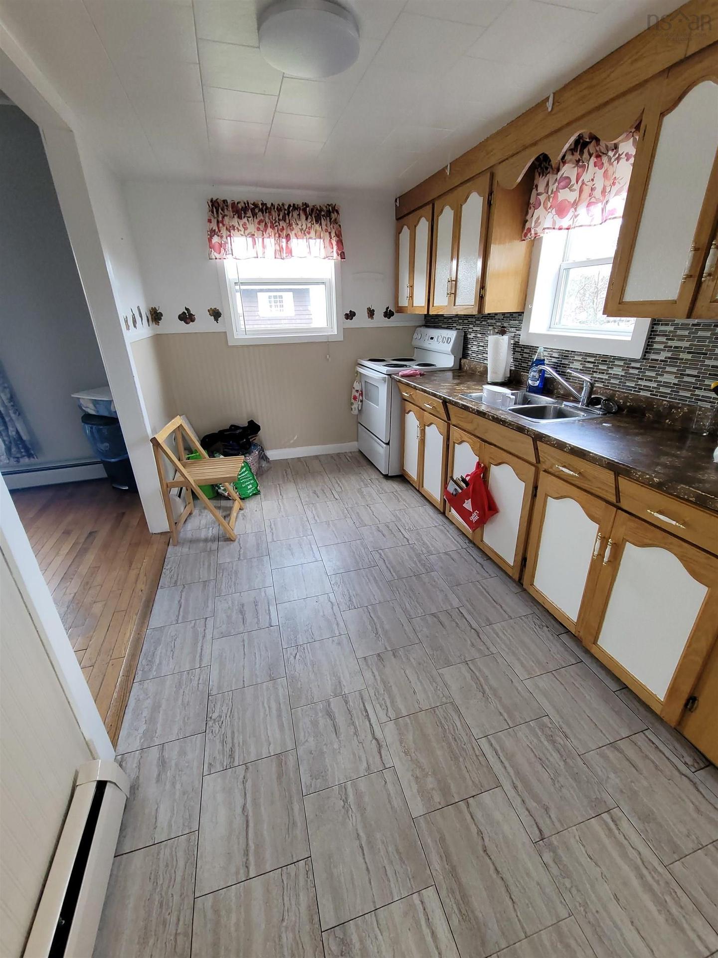 2 Davis Street, Glace Bay, NS