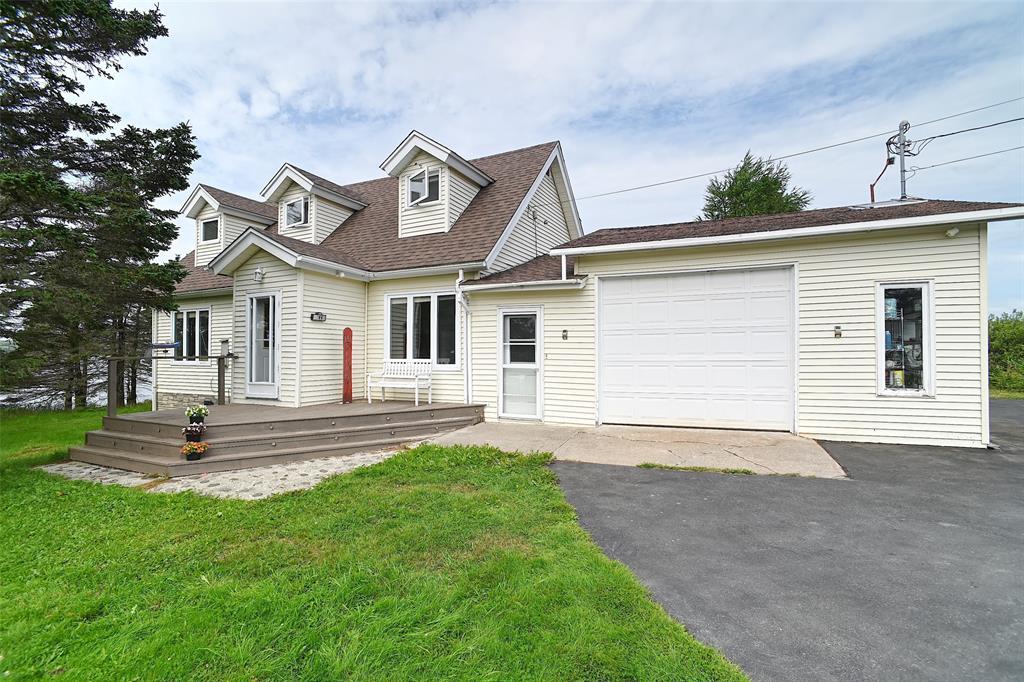 11 Downeys Lane, Colinet, NL - Outdoor
