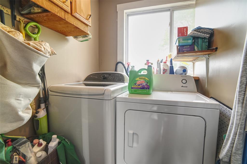 11 Downeys Lane, Colinet, NL - Indoor Photo Showing Laundry Room