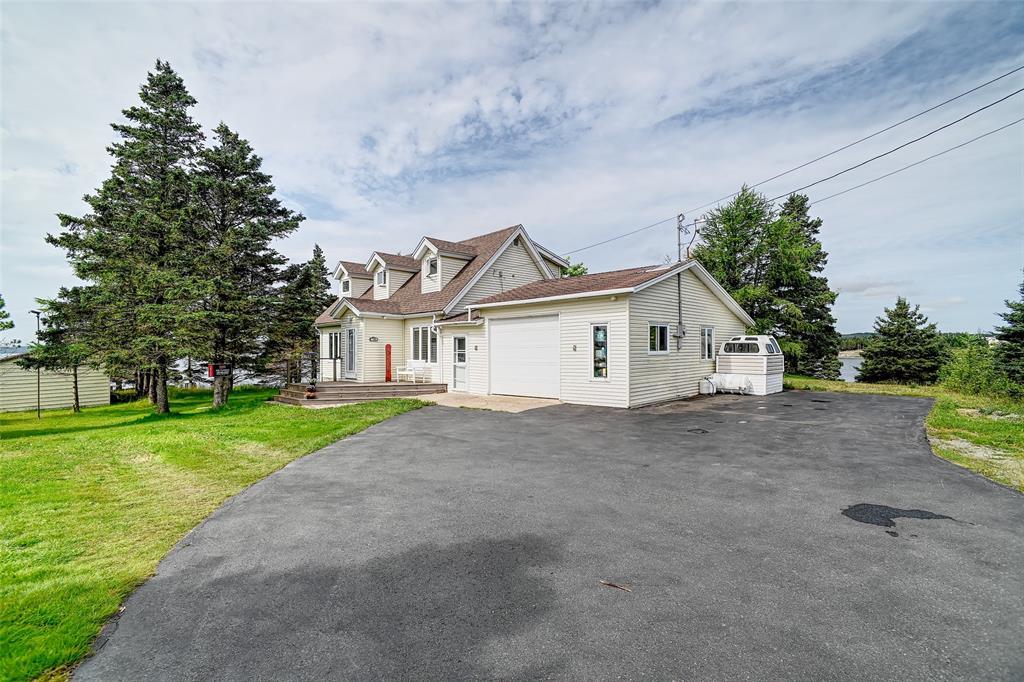 11 Downeys Lane, Colinet, NL - Outdoor