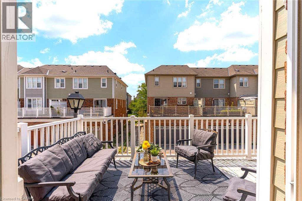 672 Mceastern Path, Milton, ON - Outdoor With Deck Patio Veranda With Exterior