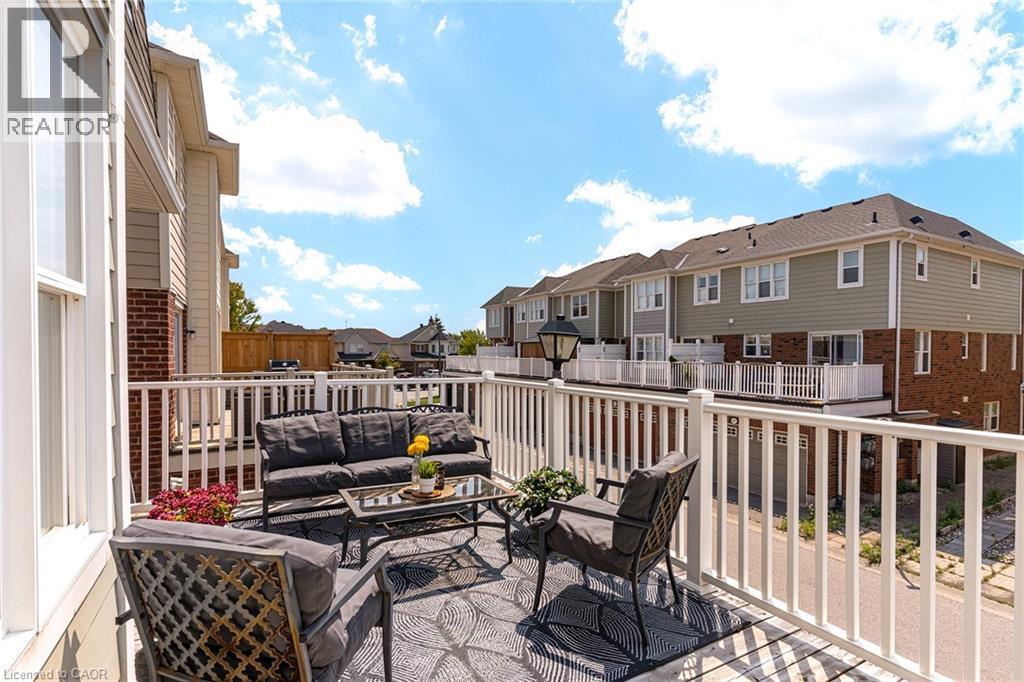 672 Mceastern Path, Milton, ON - Outdoor With Deck Patio Veranda With Exterior