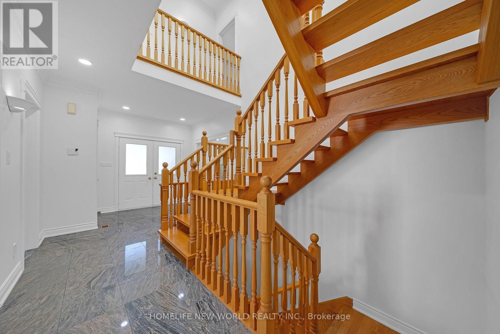 9 Pavillion Street, Markham, ON - Indoor Photo Showing Other Room