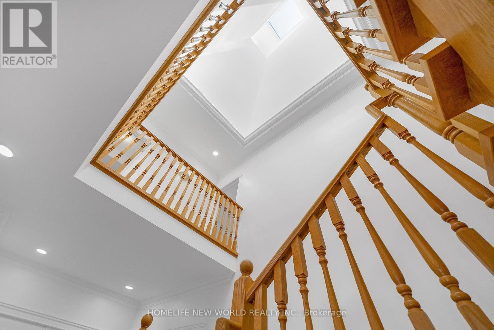 9 Pavillion Street, Markham, ON - Indoor Photo Showing Other Room