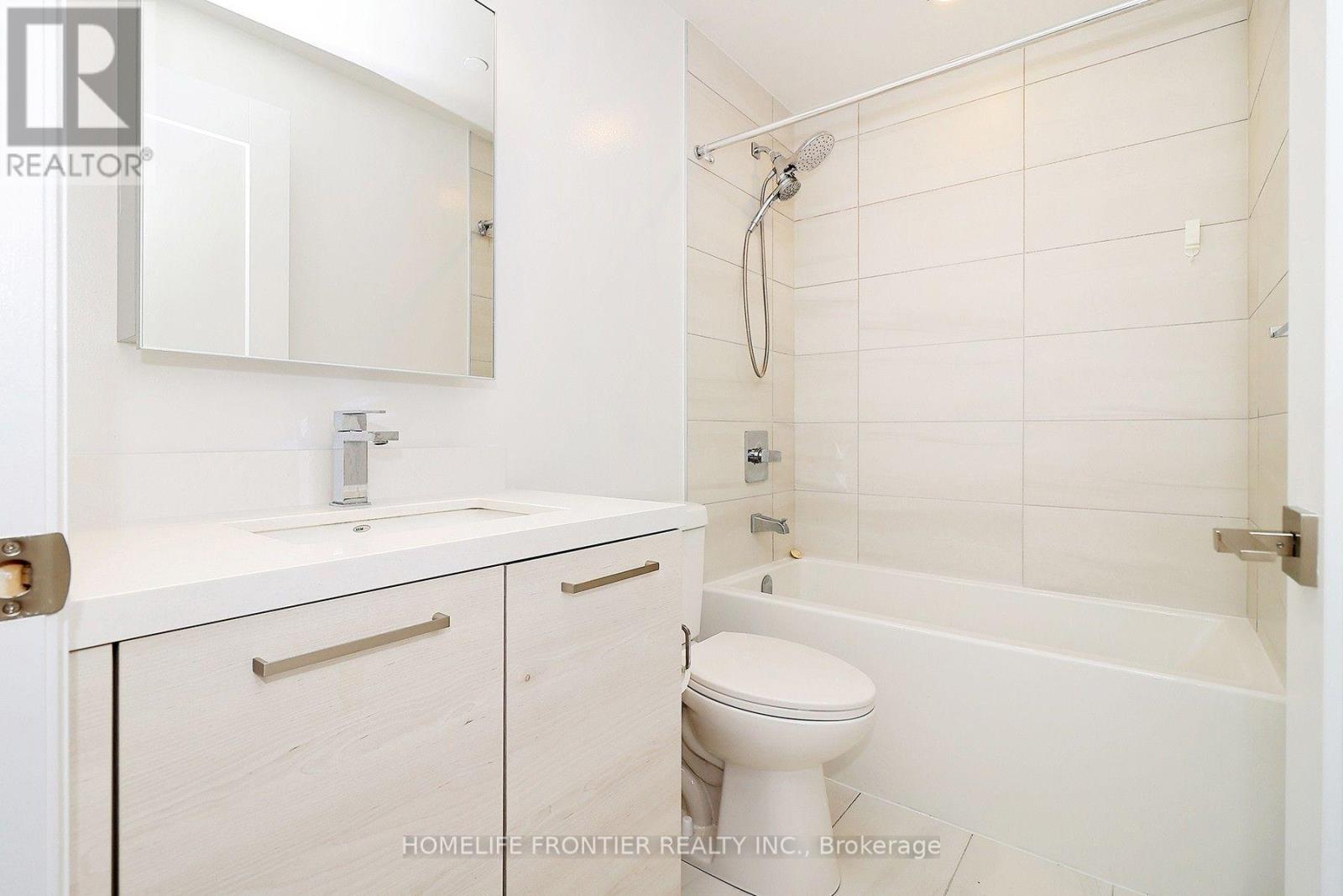 1606 - 12 Gandhi Lane, Markham, ON - Indoor Photo Showing Bathroom