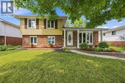 1226 WILTSHIRE DRIVE Sarnia, ON N7S 3W2