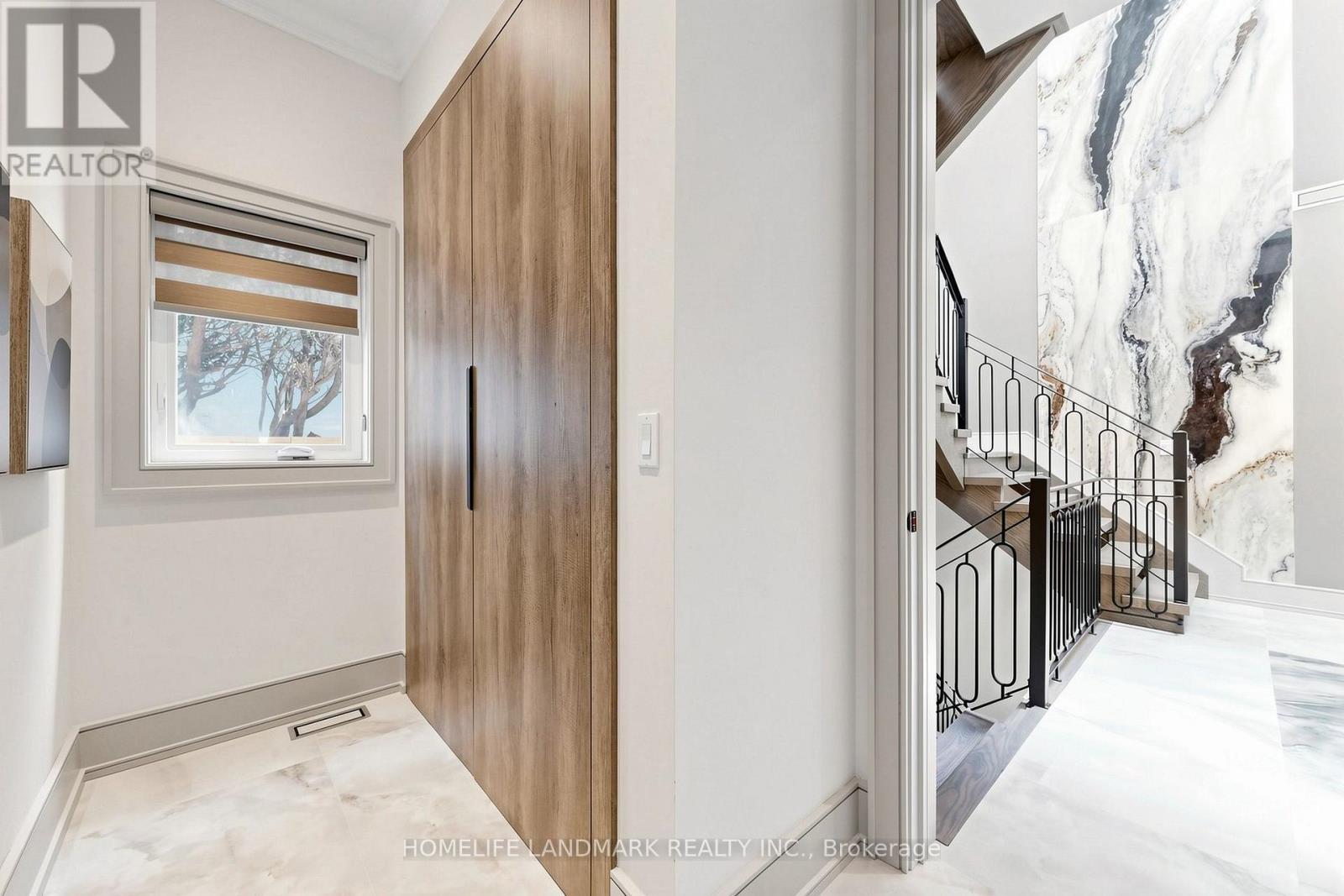 1 Tuscay Court, Markham, ON - Indoor Photo Showing Other Room