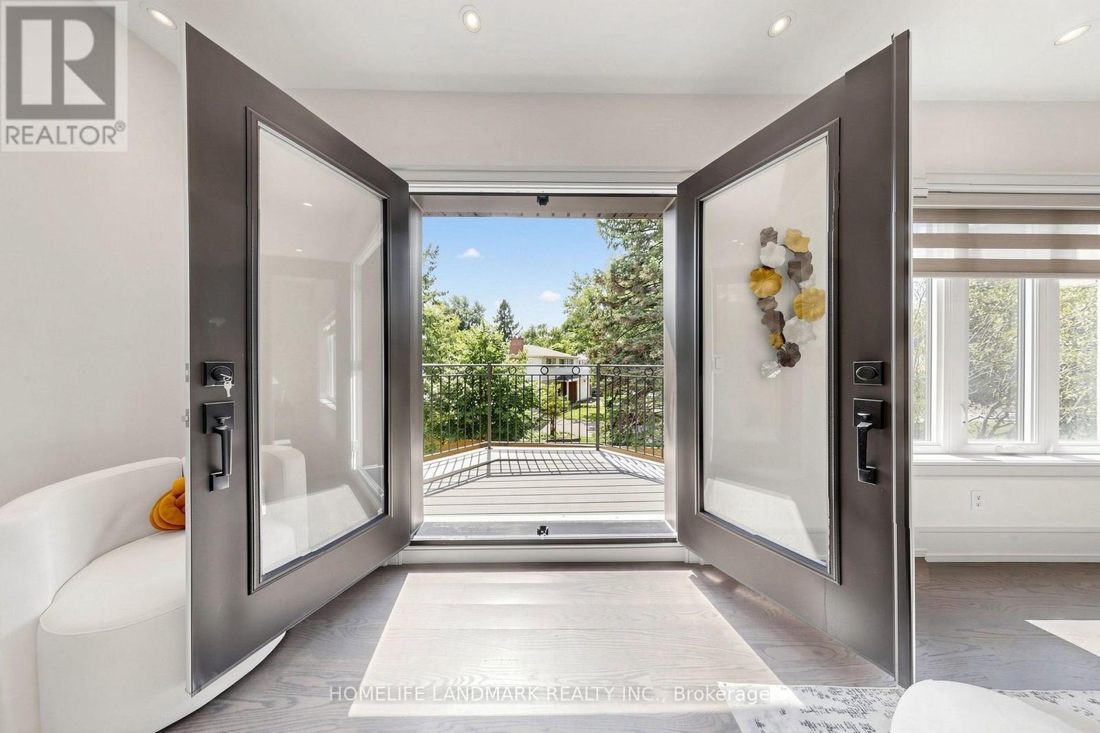 1 Tuscay Court, Markham, ON - Indoor Photo Showing Other Room